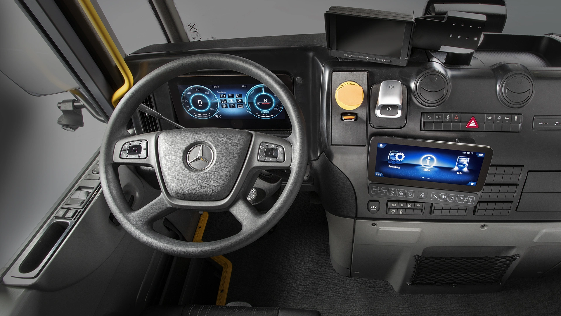 Mercedes-Benz eEconicin ohjaamo