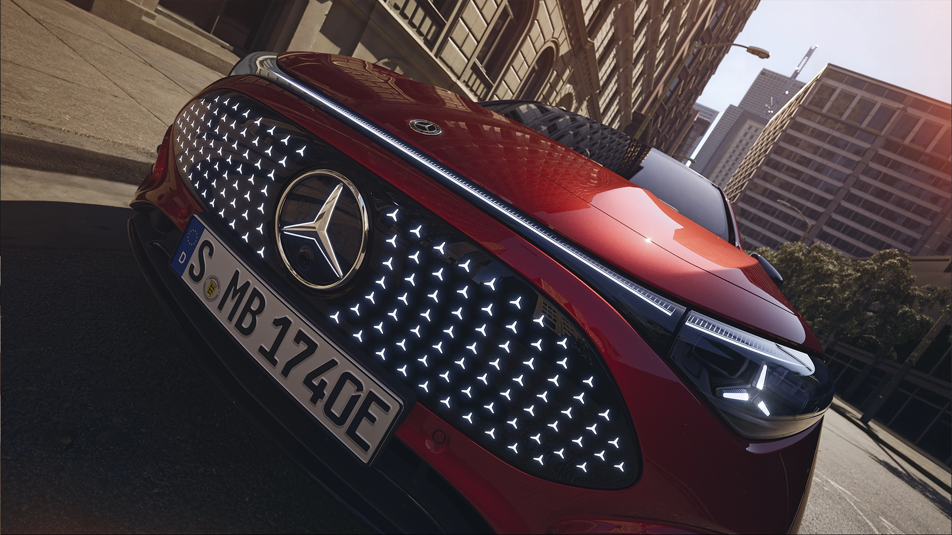 CLA Mercedeksen valaistu keula