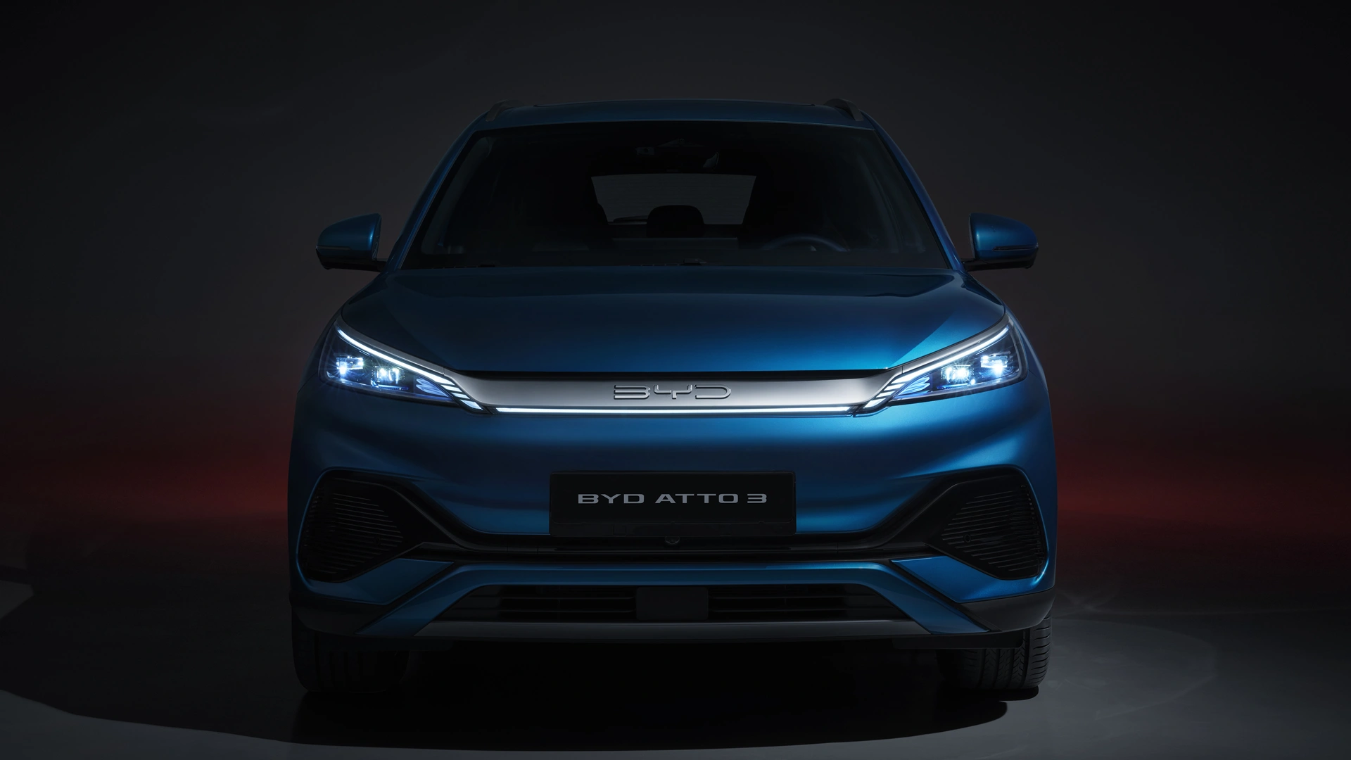 BYD ATTO 3 henkilöauton keula.