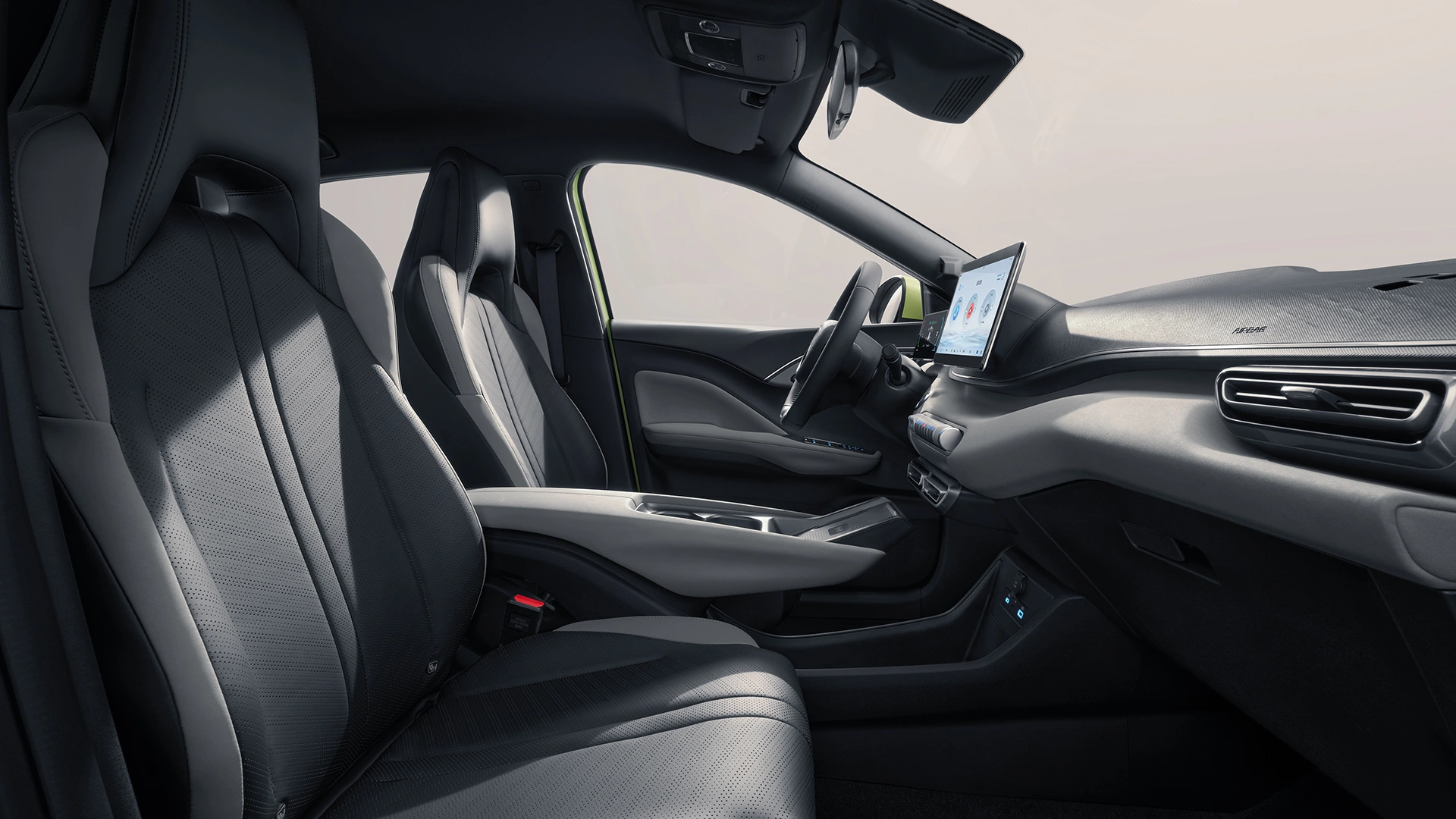 BYD Dolphin Surf täyssähköauton sisätila