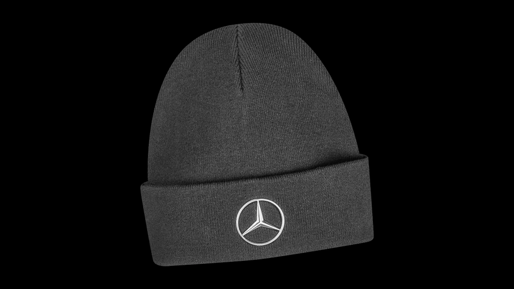 Musta Mercedes-Benz pipo näyttävällä hopeisella 3D-tähdellä.